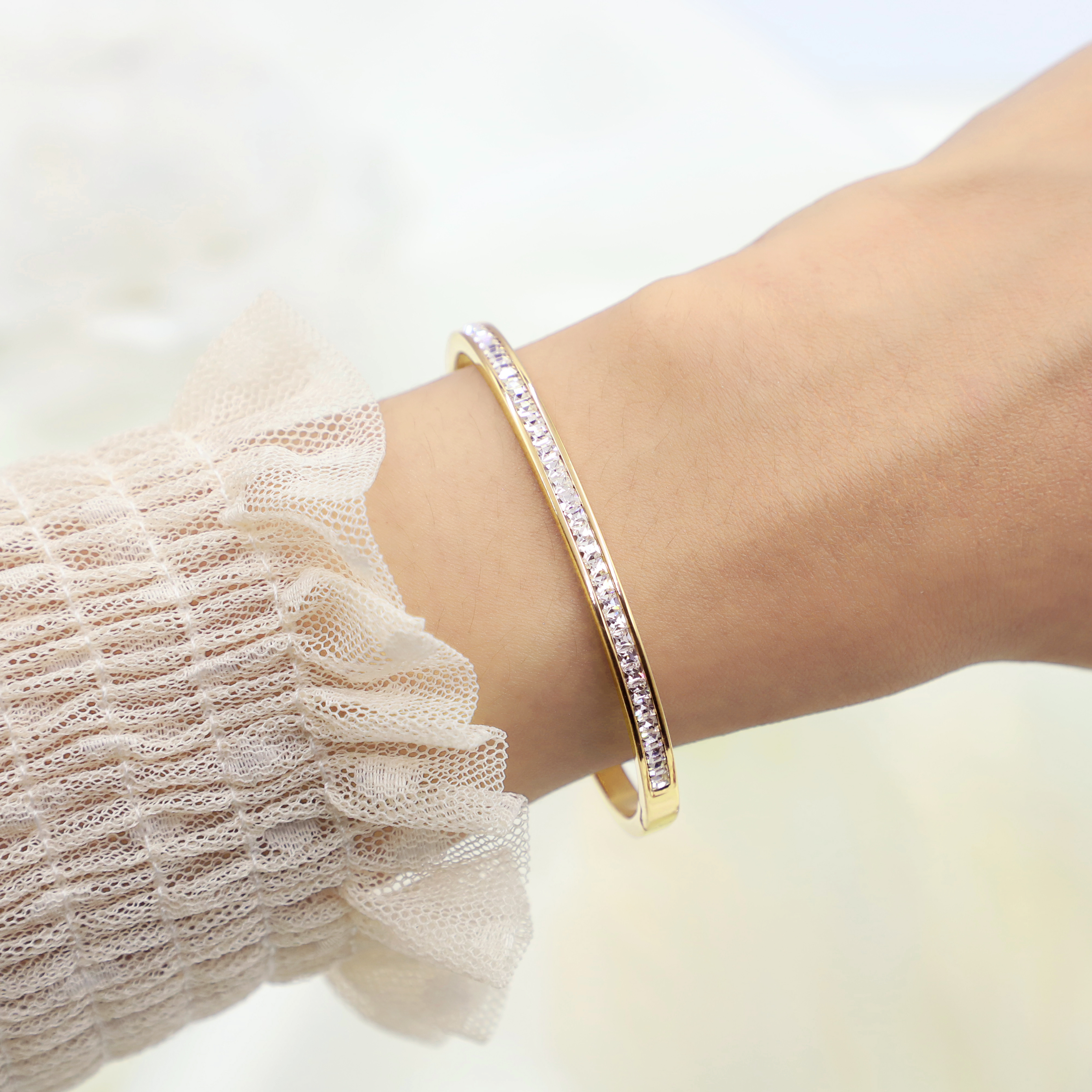 กำไลข้อมือผู้หญิง รุ่น BR2-02